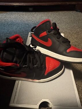 Nike Black and Red Mid-Top Sneakers with White Sole